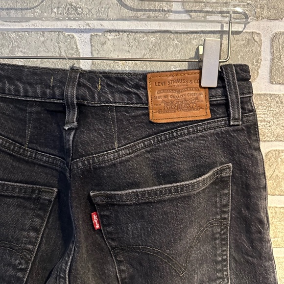 Levi’s Ribcage Jeans - Picture 4 of 5